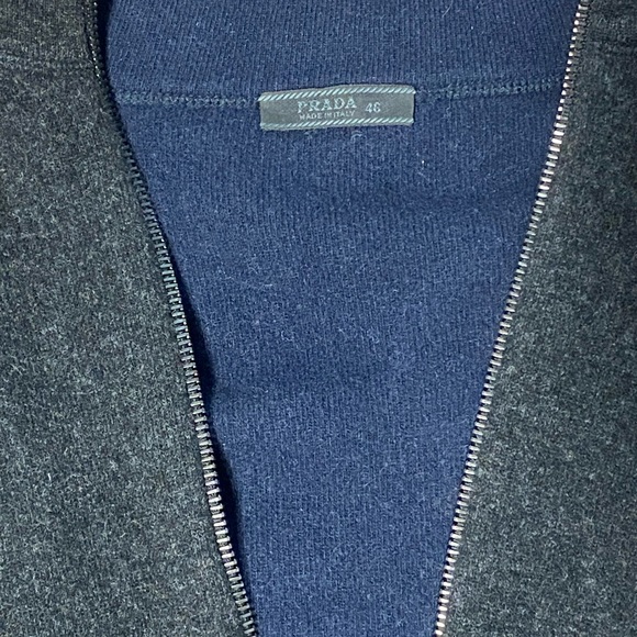 Prada - Picture 5 of 5